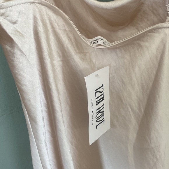 12th Tribe, Cream, NWT - Picture 2 of 2